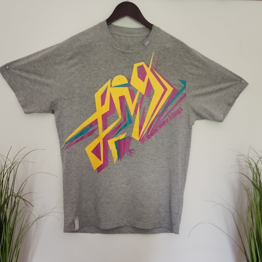 LRG Vintage 90s Tee